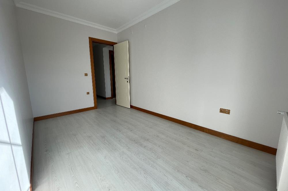 KUZEY KENT MUHTEŞEM VADİ MANZARALI 7.KAT 3+1 