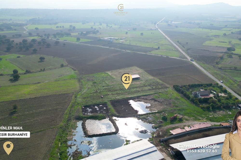 BURHANİYE ŞAHİNLER'DE 2 PARSEL TOPLAM 8.898 M2 TARLA C21BAL