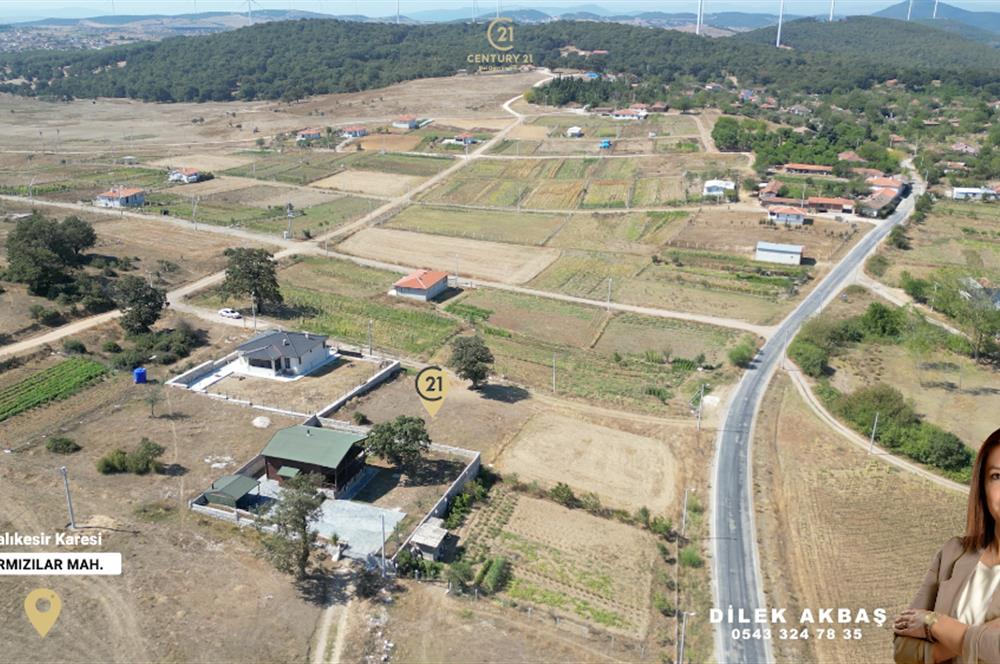 CENTURY21 BAL'DAN KARESİ KIRMIZILAR'DA SATILIK 853 M2 ARSA