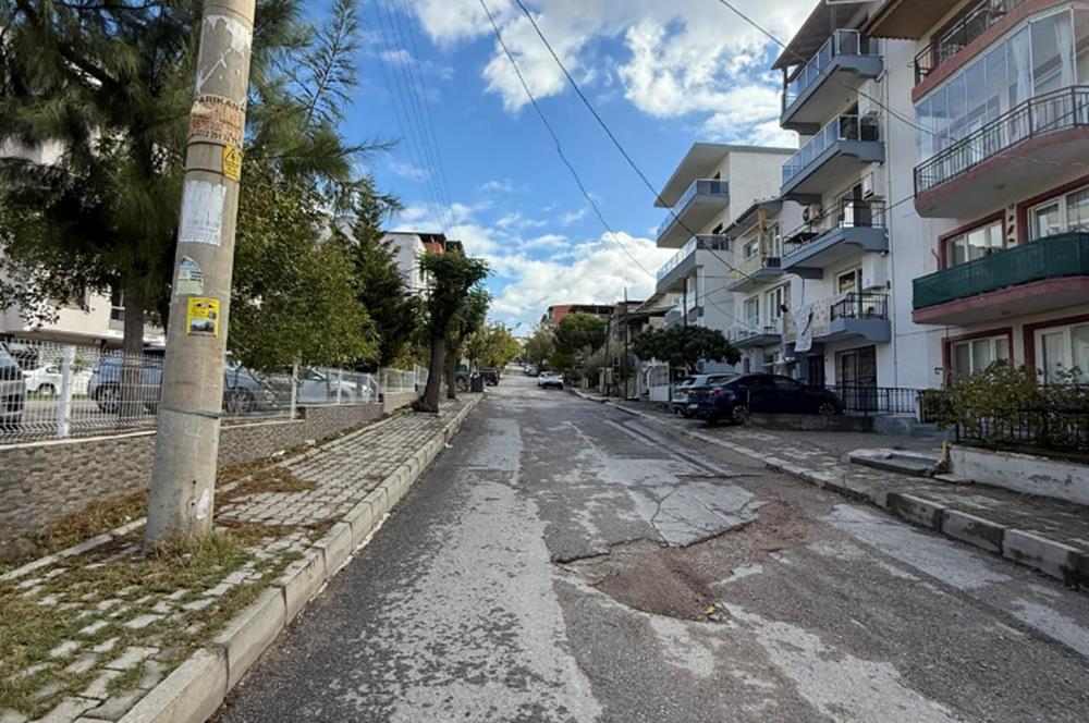 Bornova İnönü’de yenilenmiş 135 m2 3+1 ferah daire