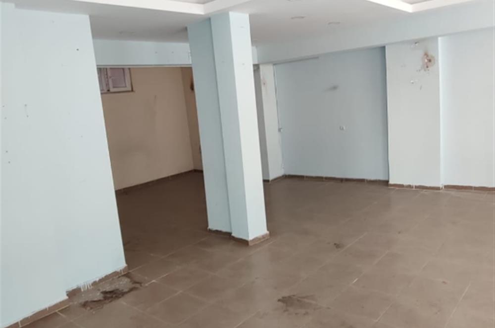 C21 Cius; Balıkpazarı Mahallesinde Satılık Dükkan