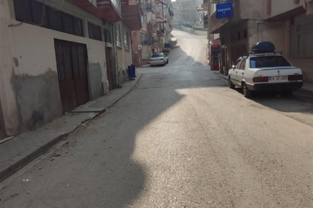 C21 Cius; Balıkpazarı Mahallesinde Satılık Dükkan