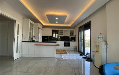 YEŞİLTEPEDE TAM MÜSTAKİL MUHTEŞEM 5+1 SATILIK VİLLA