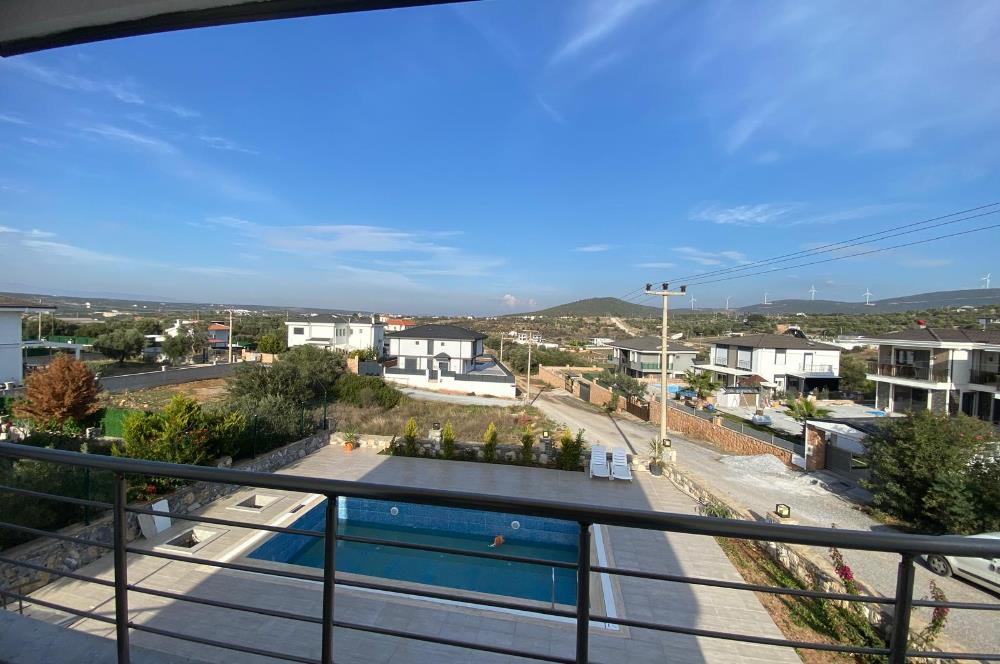 YEŞİLTEPEDE TAM MÜSTAKİL MUHTEŞEM 5+1 SATILIK VİLLA