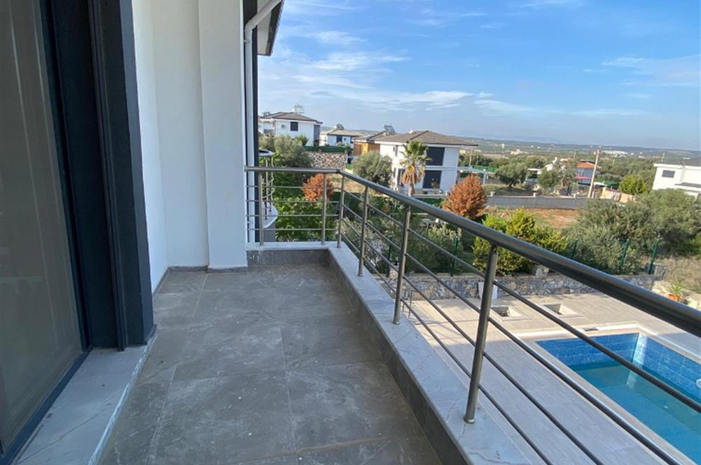 YEŞİLTEPEDE TAM MÜSTAKİL MUHTEŞEM 5+1 SATILIK VİLLA