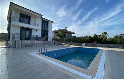 YEŞİLTEPEDE TAM MÜSTAKİL MUHTEŞEM 5+1 SATILIK VİLLA