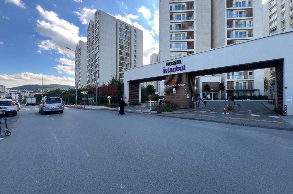 Resim İstanbul Sitesinde Muhteşem 3+1 Bahçe Katı Kiralık Daire