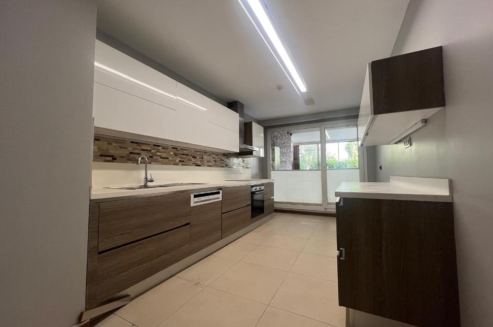 Resim İstanbul Sitesinde Muhteşem 3+1 Bahçe Katı Kiralık Daire