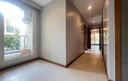 Resim İstanbul Sitesinde Muhteşem 3+1 Bahçe Katı Kiralık Daire