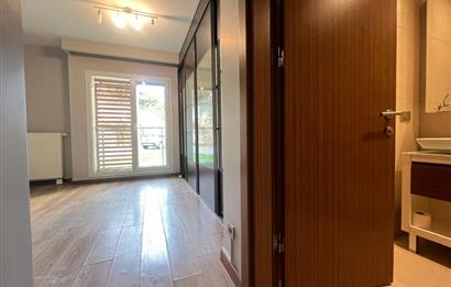 Resim İstanbul Sitesinde Muhteşem 3+1 Bahçe Katı Kiralık Daire