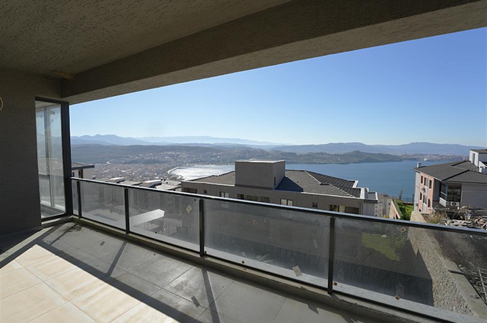 C21 Cius; Havuzlu Site İçerisinde Deniz Manzaralı Daireler