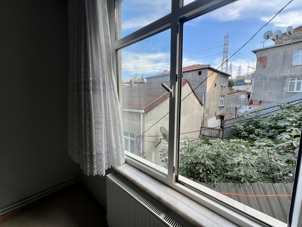 Kağıthane'de Satılık 2+1 62m2 Arsa paylı Daire