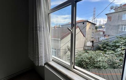 Kağıthane'de Satılık 2+1 62m2 Arsa paylı Daire
