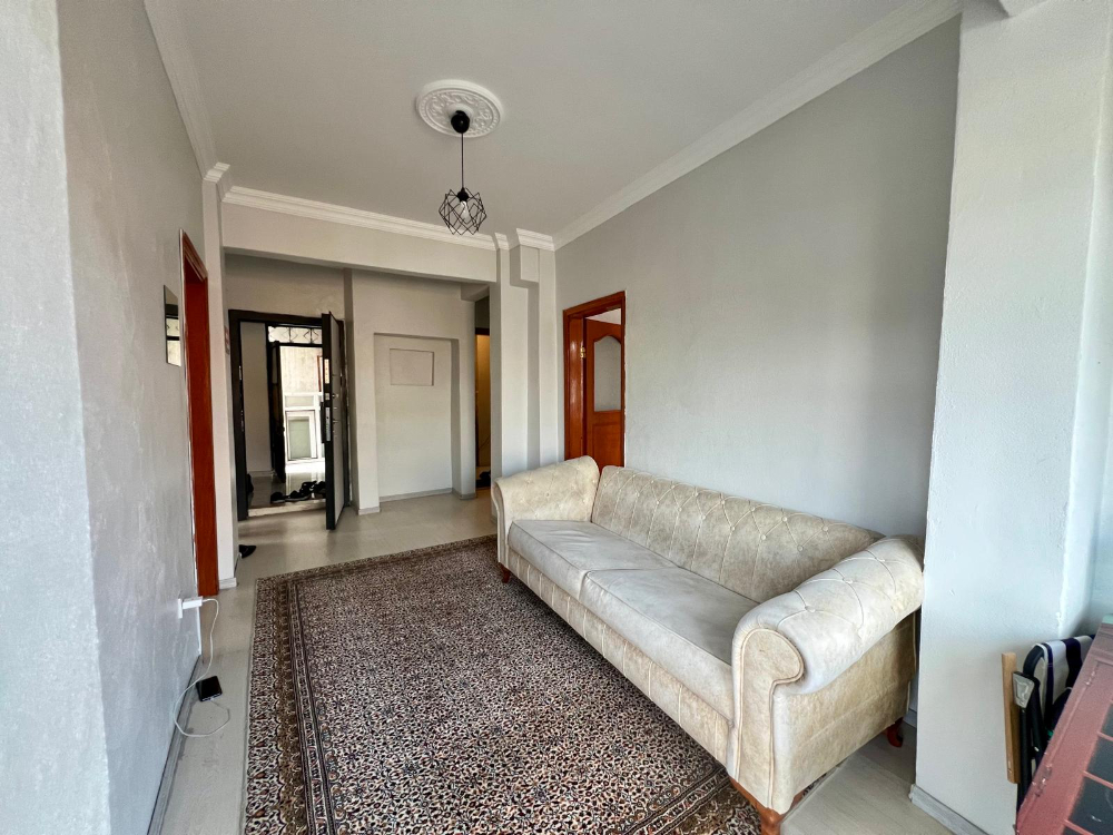 Kağıthane'de Satılık 2+1 62m2 Arsa paylı Daire