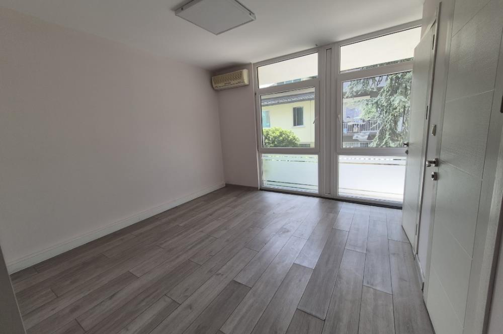 KOŞUYOLU CADDE ÜZERİ, BOŞ NET 400 M2 KOMPLE BİNA TEKLİFLERE AÇIK