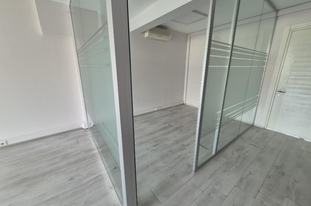 KOŞUYOLU CADDE ÜZERİ, BOŞ NET 400 M2 KOMPLE BİNA TEKLİFLERE AÇIK