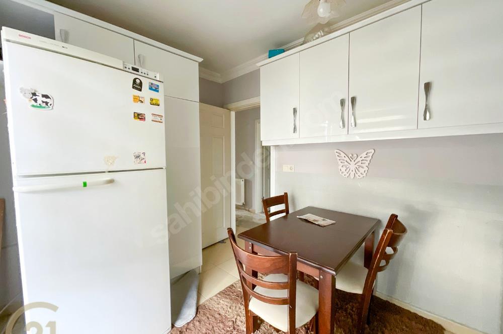 C21 LOCA'DAN BAHÇELİEVLERDE SATILIK GENİŞ 2+1 110m² DAİRE