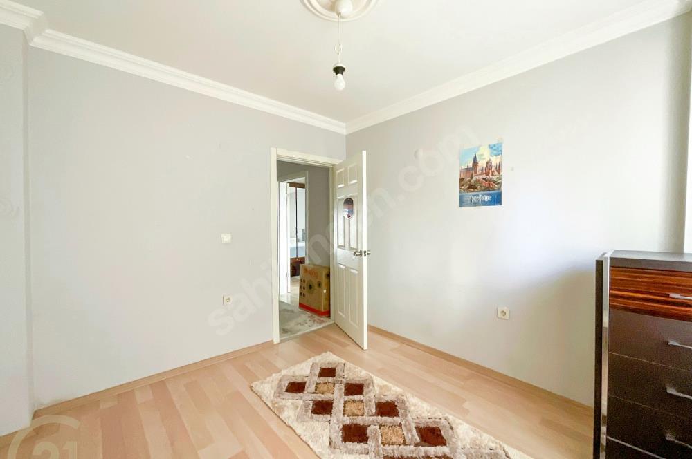 C21 LOCA'DAN BAHÇELİEVLERDE SATILIK GENİŞ 2+1 110m² DAİRE