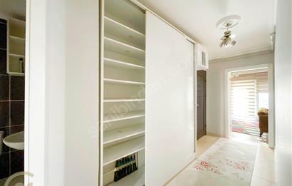 C21 LOCA'DAN BAHÇELİEVLERDE SATILIK GENİŞ 2+1 110m² DAİRE