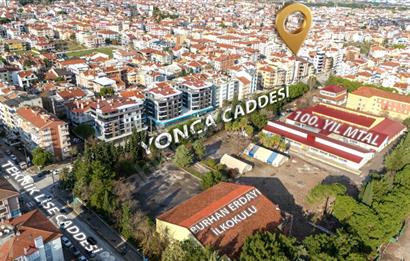 C21 LOCA'DAN BAHÇELİEVLERDE SATILIK GENİŞ 2+1 110m² DAİRE