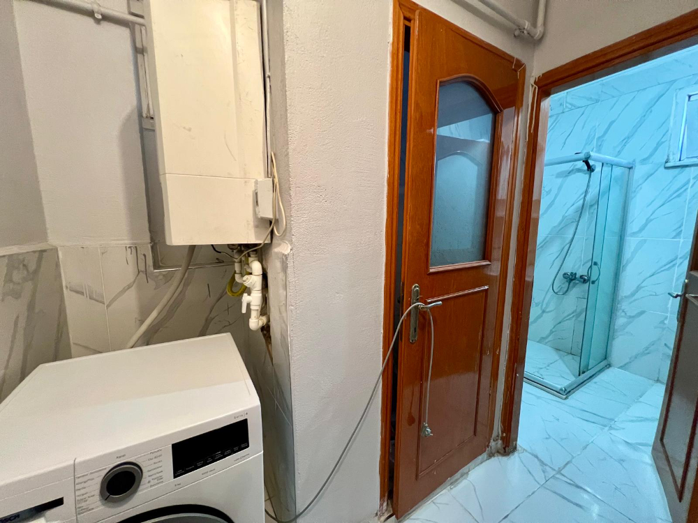 Kağıthane'de Satılık 2+1 62m2 Arsa paylı Daire