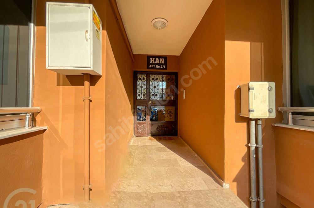 C21 LOCA'DAN BAHÇELİEVLERDE SATILIK GENİŞ 2+1 110m² DAİRE