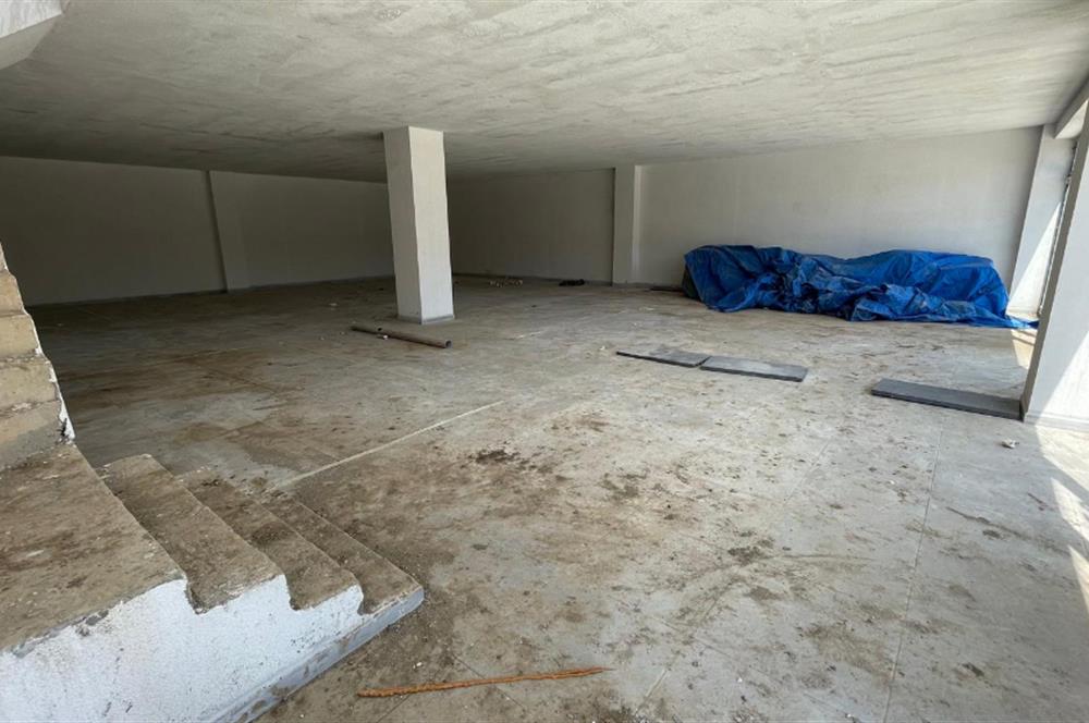 BAŞİSKELE YUVACIK DA ANA CADDE ÜZERİNDE 440 m2 SATILIK DÜKKAN