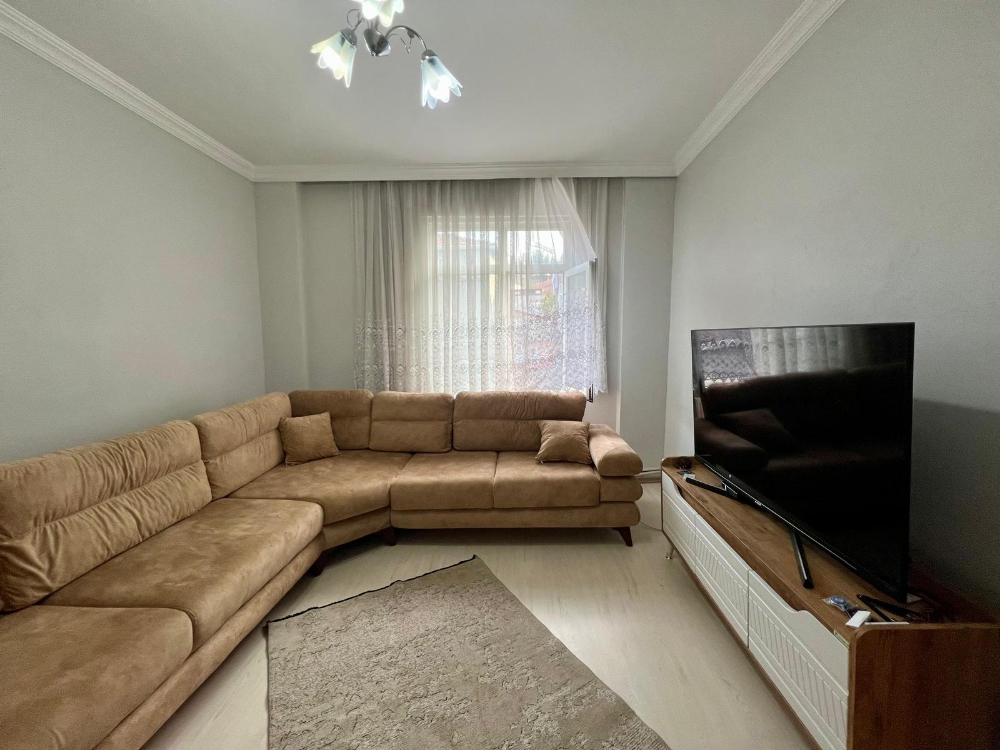 Kağıthane'de Satılık 2+1 62m2 Arsa paylı Daire