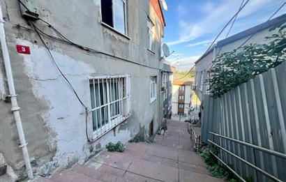 Kağıthane'de Satılık 2+1 62m2 Arsa paylı Daire