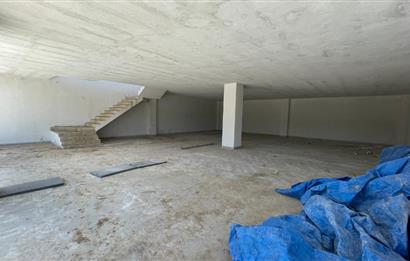 BAŞİSKELE YUVACIK DA ANA CADDE ÜZERİNDE 440 m2 SATILIK DÜKKAN