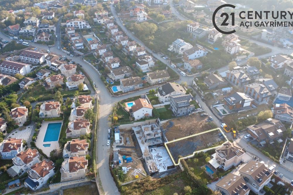 Zekeriyaköy'de merkeze yakın satılık 601 m2 arsa