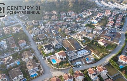 Zekeriyaköy'de merkeze yakın satılık 601 m2 arsa