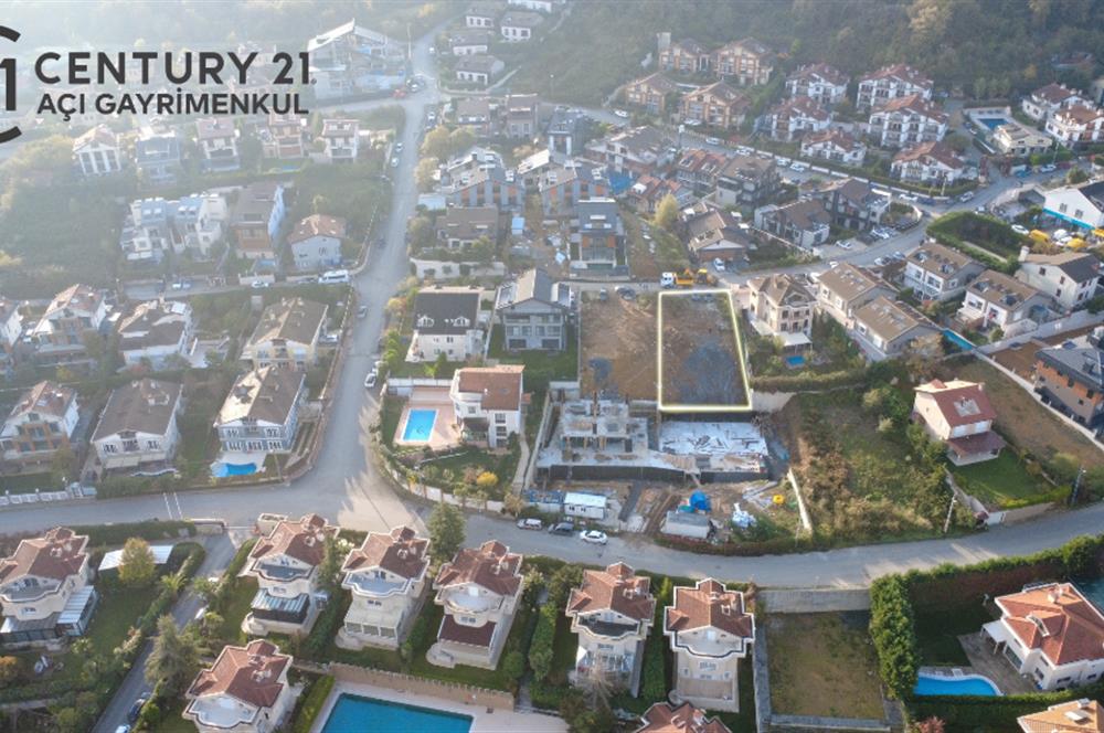 Zekeriyaköy'de merkeze yakın satılık 601 m2 arsa