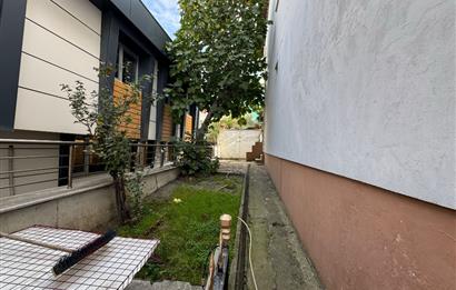 KOŞUYOLUNDA 261 M2 ARSA İÇİNDE BAHÇELİ MÜSTAKİL SATILIK EV