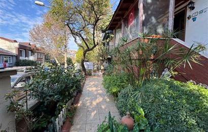 KOŞUYOLUNDA 261 M2 ARSA İÇİNDE BAHÇELİ MÜSTAKİL SATILIK EV