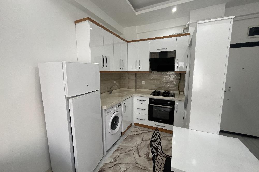 KİRALIK 1+1 DAİRE BAHÇELİEVLER TEKNİK LİSE CADDESİ 50M. 