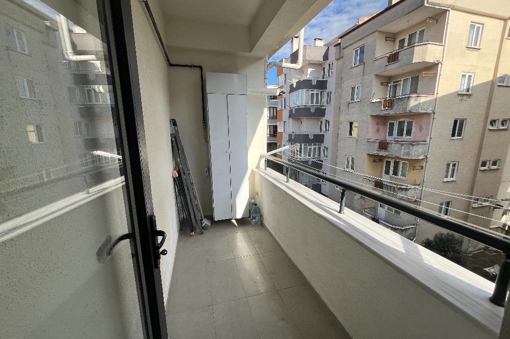 KİRALIK 1+1 DAİRE BAHÇELİEVLER TEKNİK LİSE CADDESİ 50M. 