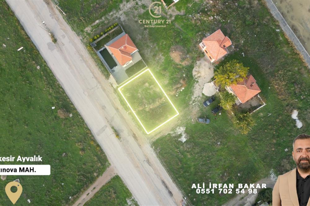 Altınovada Satılık,Site İçinde, 231 m² Villa Arsası Denize 400mt