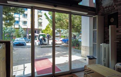 CADDE ÜZERİNDE HARİKA KONUMDA DÜKKAN, YATIRIMIN DOĞRU ADRESİ!