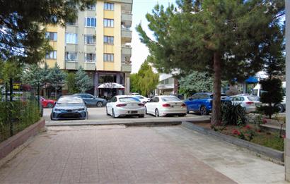 CADDE ÜZERİNDE HARİKA KONUMDA DÜKKAN, YATIRIMIN DOĞRU ADRESİ!