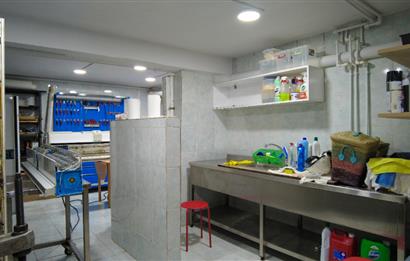 CADDE ÜZERİNDE HARİKA KONUMDA DÜKKAN, YATIRIMIN DOĞRU ADRESİ!