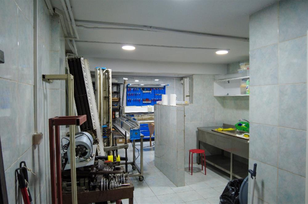 CADDE ÜZERİNDE HARİKA KONUMDA DÜKKAN, YATIRIMIN DOĞRU ADRESİ!