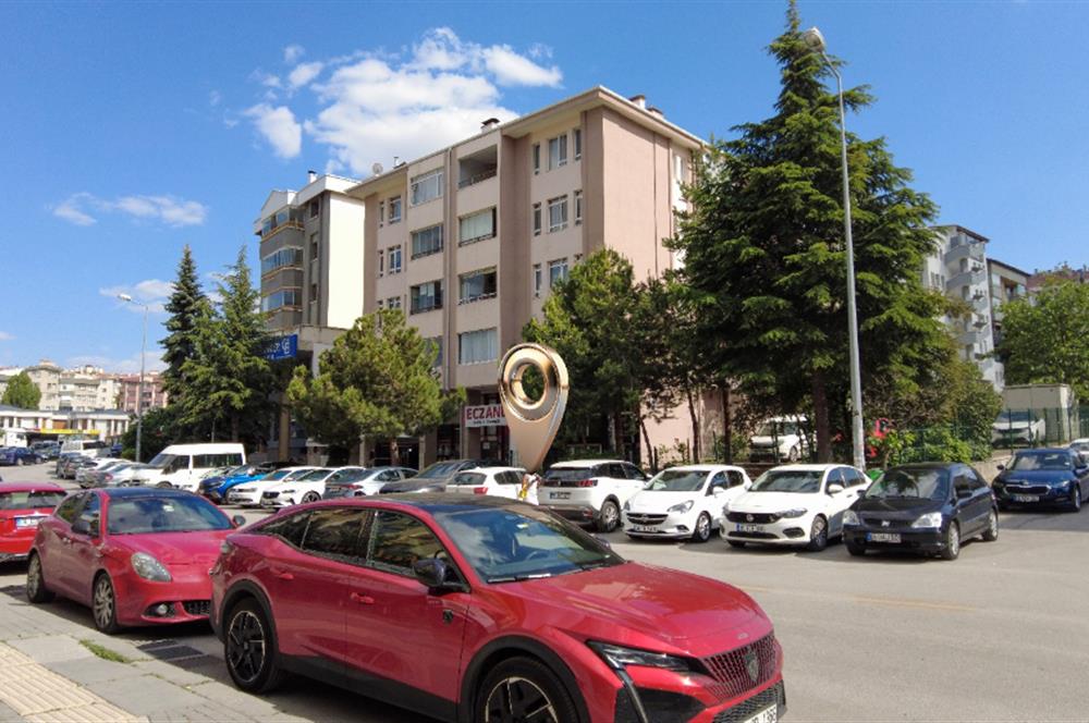 CADDE ÜZERİNDE HARİKA KONUMDA DÜKKAN, YATIRIMIN DOĞRU ADRESİ!