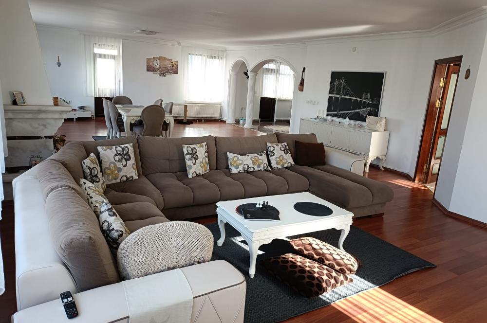 ÇANKAYA BİRLİK MAH. 5+1 ÇATI DUBLEKS TERASLI KATTA TEK DAİRE