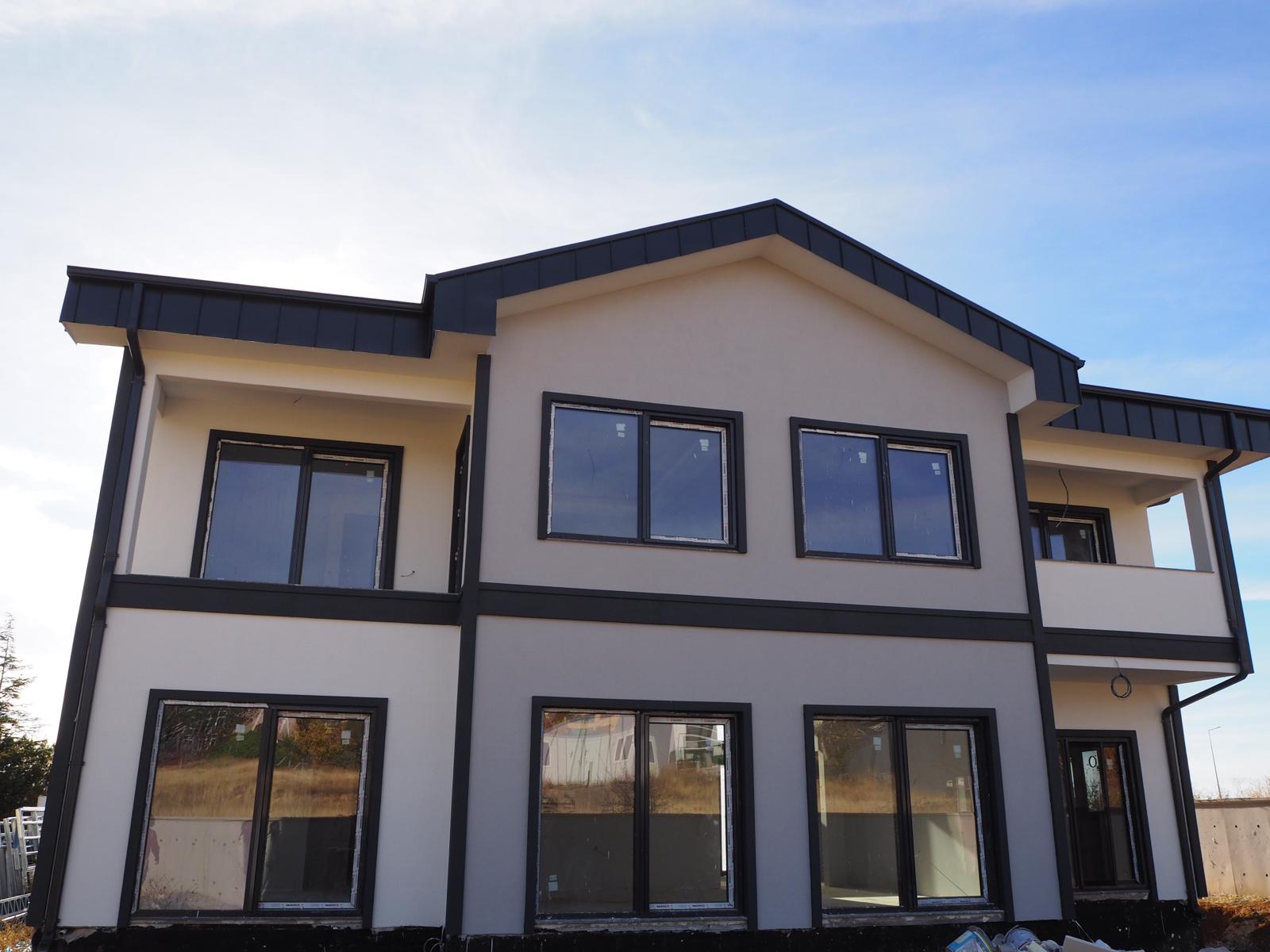 AHLATLIBEL ÖYSEKENT'TE ÇELİK KONSTRÜKSİYON 4+1 VİLLA