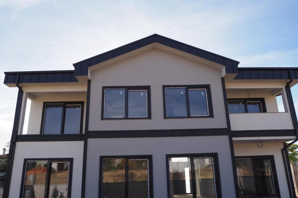 AHLATLIBEL ÖYSEKENT'TE ÇELİK KONSTRÜKSİYON 4+1 VİLLA