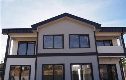 AHLATLIBEL ÖYSEKENT'TE ÇELİK KONSTRÜKSİYON 4+1 VİLLA