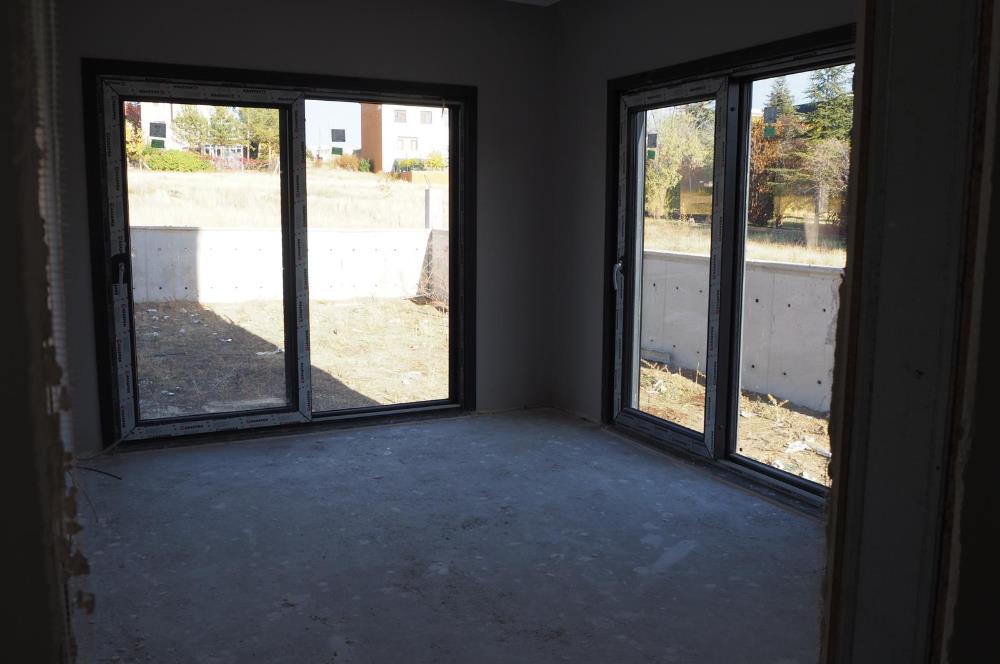 AHLATLIBEL ÖYSEKENT'TE ÇELİK KONSTRÜKSİYON 4+1 VİLLA