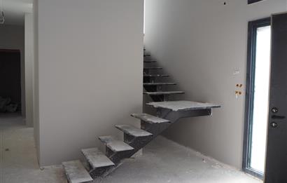 AHLATLIBEL ÖYSEKENT'TE ÇELİK KONSTRÜKSİYON 4+1 VİLLA