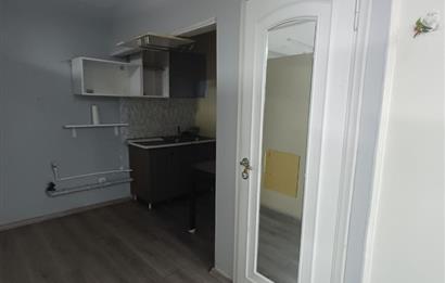 Ana Caddenin Yanında, İşlevsel ve Kullanışlı Kiralık Dükkan